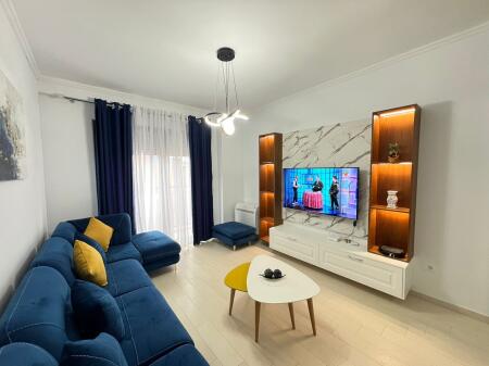 Jepet me qira 2+1+parkim KODRA E DIELLIT 700€