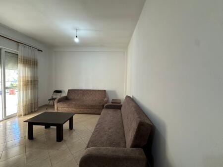 Apartament - Për SHITJE 2+1 AFER ME KODREN TE MBIKALIMI