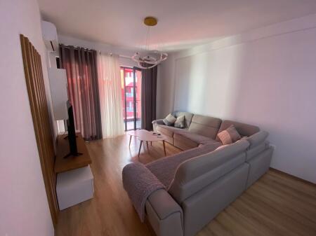 APARTAMENT 2+1+2 ME QIRA - KOMPLEKSI ARLIS