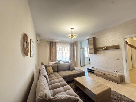 JEPET ME QERA APARTAMENT 2+1 NE SAUK , PALLATI I BRIGADAVE