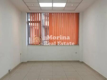 Affitto, Locale Commerciale, Via Dibres, 300 euro/mese