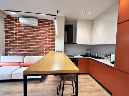 APARTAMENT 1+1 ME QIRA - KOMPLEKSI LURA, RRUGA KARL GEGA