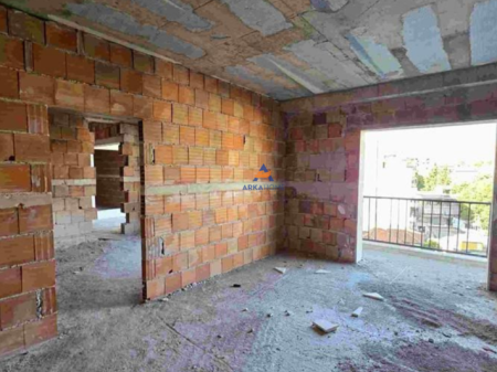 SHITET APARTAMENT 1+1+ BALLKON "SPITALI AMERIKAN 2,RRUGA E DIBRES" 105.000 EURO