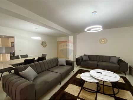 Apartament 3+1 per qira te Kompleksi NOBIS