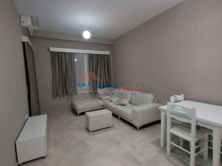 Apartamenti 1+1 me qera tek Amerikan 3