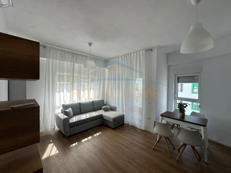Qera, Apartament 1+1, Ali Demi, Tiranë.