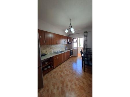 Qira Apartament 1+1+Post Parkimi,Kodra e Priftit, Tirane
