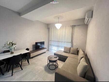 Japim me qira apartament 2+1+2 me garazh,Tek Brryli, Tirane‼️