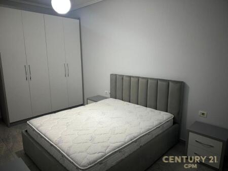 Jepet me Qira Apartament 2+1 – Kompleksi Dinamo, Komuna e Parisit