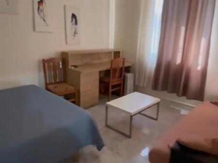 Garsionere, Rruga e Dibres, prane Komisariatit nr. 4,  300 Euro/muaj
