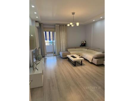Apartament 2+1 me qira tek Selvia!