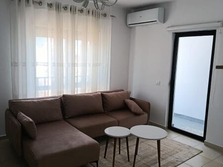 Appartamento in affitto vicino a Vila Gold. Rr Dibres. 480€