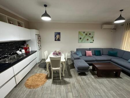 APARTAMENT 1+1 PER QIRA PRANE SPITALIT AMERIKAN 2