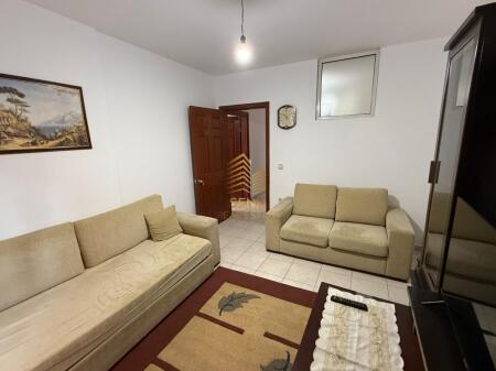 Qira, Apartament 2+1+blk+2+ blk, Laprake -Blloku Gintash, 600 ALL/muaj