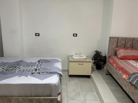 Jepet Me Qera Apartament 1+1+1 Ballkon
