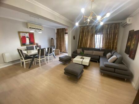 APARTAMENT 3+1 PER QERA NE QENDER