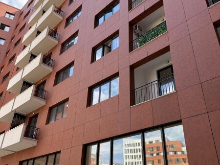 Shitet apartament 3+1 me verande tek Urban Gate ne Astir