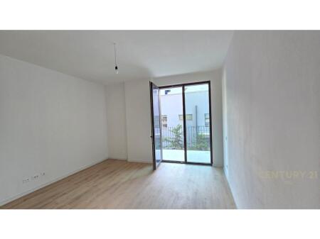 For rent 2+1+2 at Altana, Dinamo complex for office! - 2,000 € /month