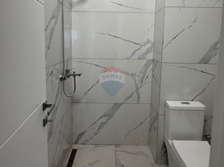 Apartament - Për Shitje - Rruga e Thesarit, Tiranë