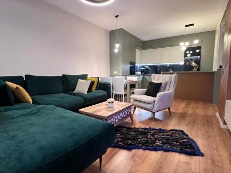 Luxury Apartment 2+1+parking for rent at 21 Dhjetori, near Kompleksi Kontakt (1000 euro)