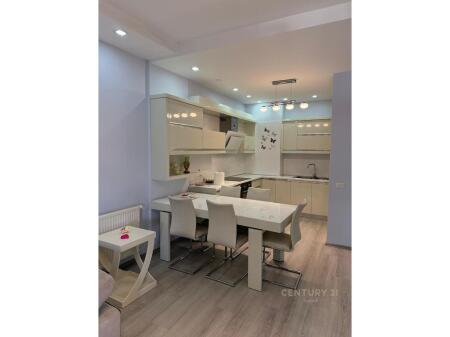 Apartament 2+1 me qira tek Selvia!