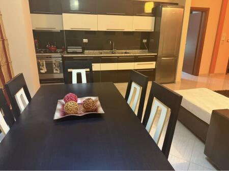 1+1,arredato,laghetto secco,prezzo 450 euro