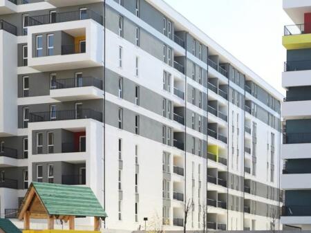 VENDESI APPARTAMENTO 2+1+2 UNIVERS CITY