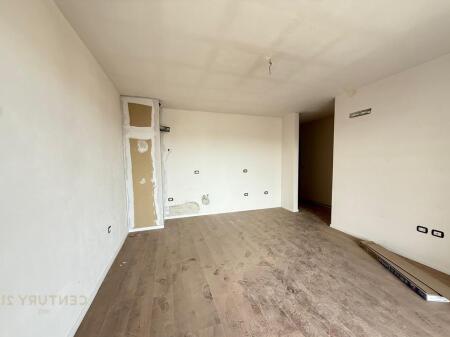 Apartment 1+1 for sale at Garden Residence Turdiu