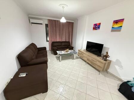 🏡 In Affitto – Appartamento 2+1📍 Vicino a 5 Maji, Tirana ✨
