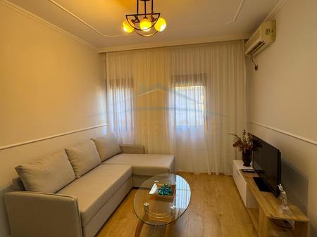 For sale, Apartment 1+1, ''Bardhyl'' Street, Tirana