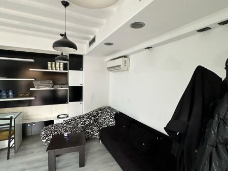 VENDESI IN VENDITA VICINO A MYSLYM SHYRI 198.000 EURO