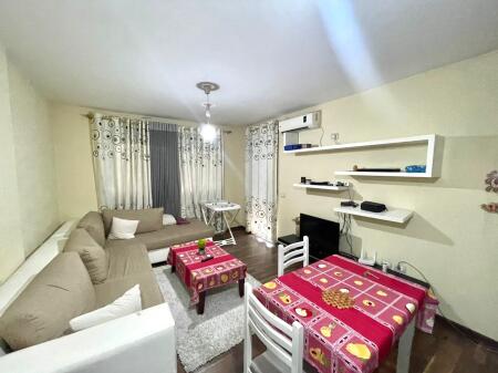 Me Qera : 1+1📍Liqeni i Thate (Res.Kapiten Mir Zoti) - 550€- S.75m² - Lokacion shume i Favorshem🔥