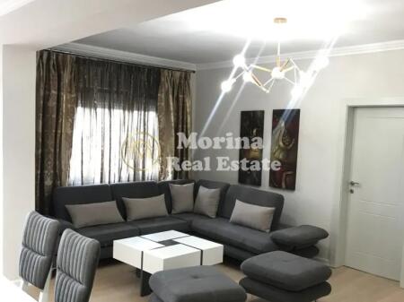 Qera, Apartament 3+1,  Sheshi Skenderbej, 1200 euro/muaj
