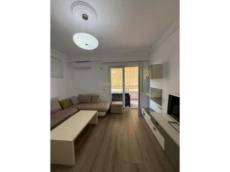JEPET ME QIRA APARTAMENT 1+1 + POST PARKIM