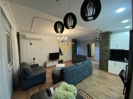 JEPET APARTAMENT 2+1+BLK ME QIRA TEK SYRI TV, ASTIR 700 EURO