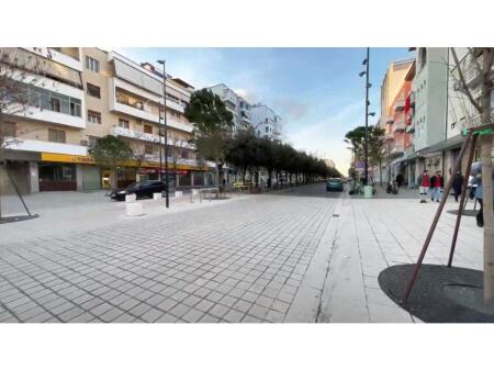 Apartment 2+1+2 for rent at Bulevardi Zogu I 750 € /Month