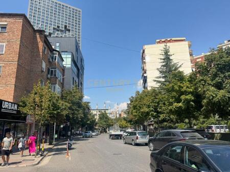BUSINESS PREMISES FOR RENT ON THE ROAD OF ELBASAN!