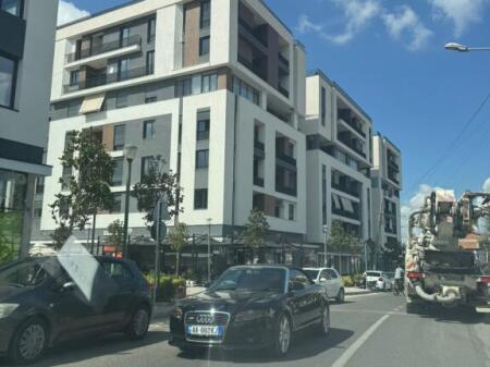 SHITET, APARTAMENT 2+1 SHKOZË