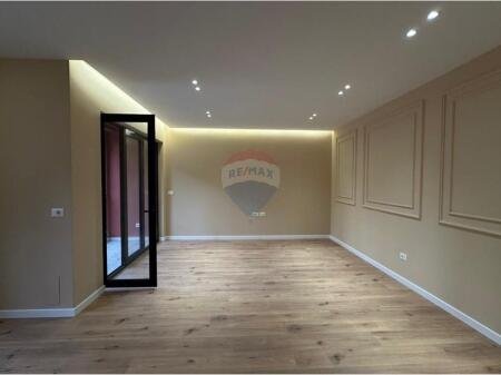 APPARTAMENTO 2+1+2 IN VENDITA KODRA E DIELLIT 1, ID: 530391021-69