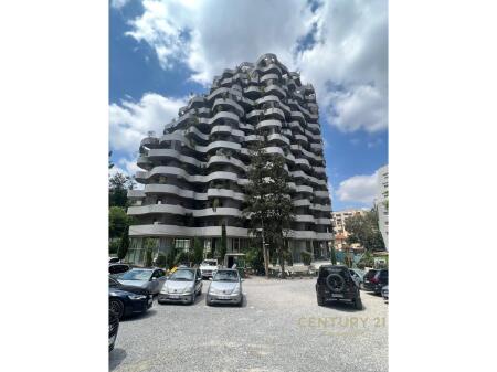 JAPIM ZYRË ME QIRA NË LION PARK RESIDENCE