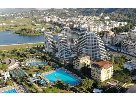 VENDIAMO APPARTAMENTO 2+1+2 e Posto Auto LAKE VIEW