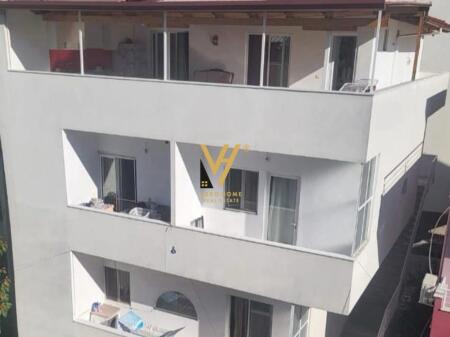 VENDESI 4 PIANI IN VENDITA A 5 MAJI 59.500.000 LEKE