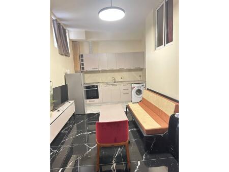 ALI DEMI, JAPIM APARTAMENT PER QIRA 1+1