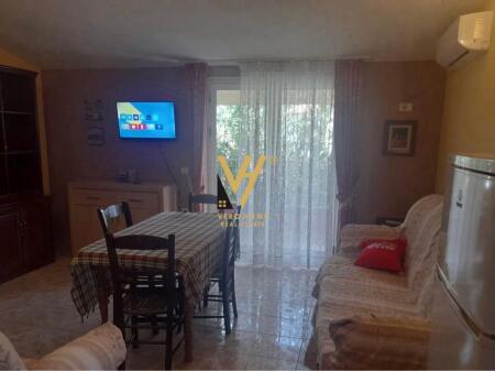 JEPET APARTAMENT 2+1+BLK ME QIRA TE KOMUNA E PARISIT 60.000 LEKE