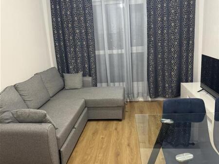 APARTAMENT ME QERA 1+1 ALI DEMI 500 EURO