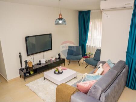 APARTMENT 1+1+PARKING SPACE IN CENTER-NEW BAZAAR