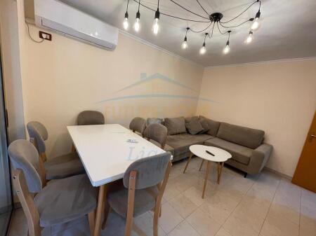 Affitto, Appartamento 1+1, Nuovo Boulevard, Tirana.