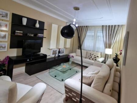 Apartament 2+1 me qira pra e Presidences!