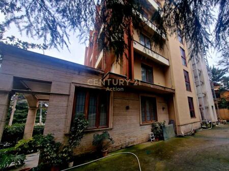 GODINE 5 KATE ME QIRA NE BLV. "BAJRAM CURRI", TIRANE! Çmimi sipas kërkesës /Muaj