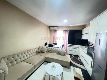 SHITET  APARTAMENT 2+1 TEK KODRA E PRIFTIT